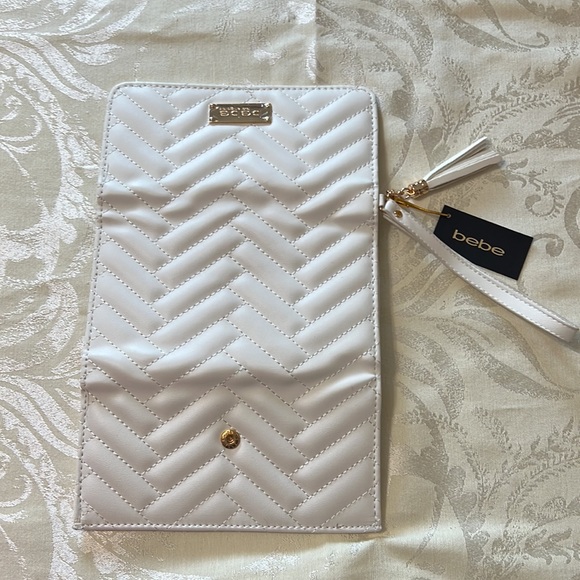 Bebe wallet/wristlet - Picture 5 of 7